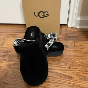 UGG Kids Fluff Yeah Clog Black Sz 4 - fits Ladies size 6-6.5